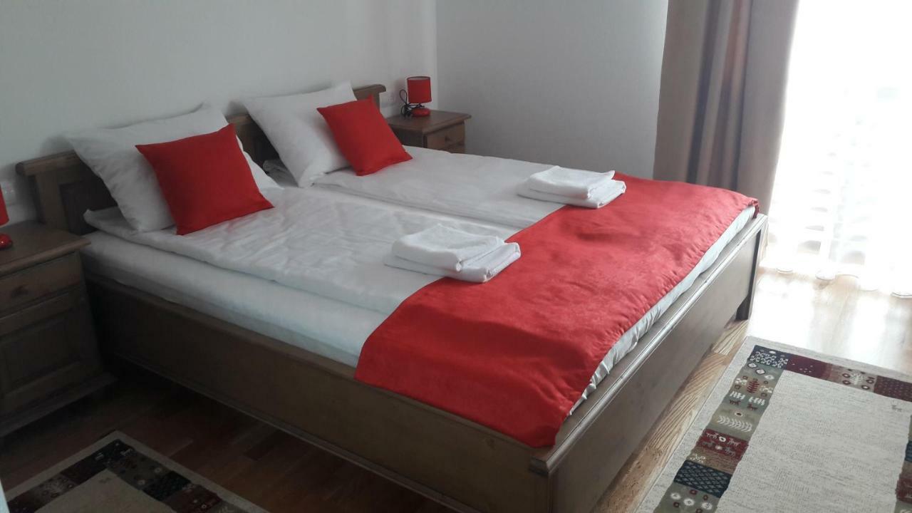 Mateo Transalpina Hotell Săsciori Exteriör bild